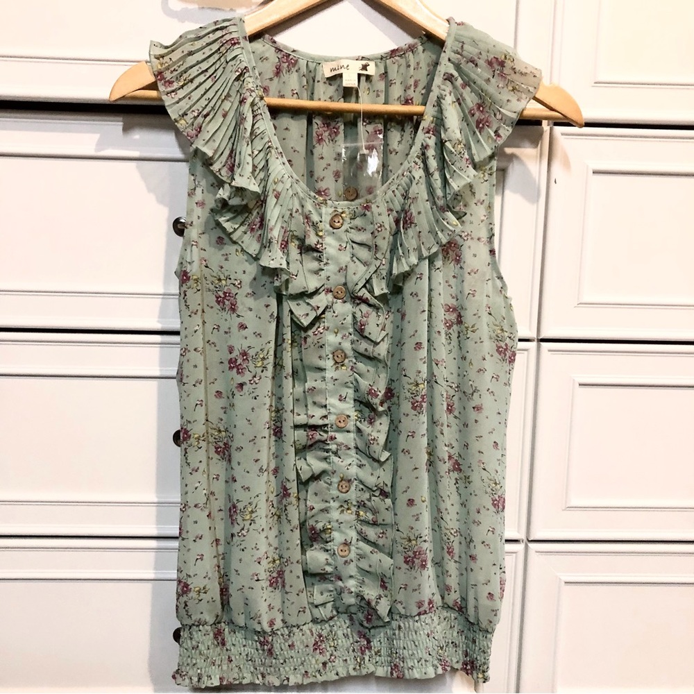 Mine Green Floral Ruffle Sleeveless Blouse Top NWT Large
